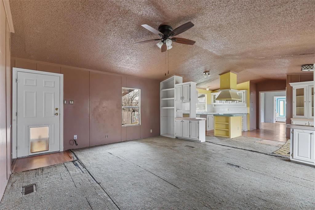 4012 Nebraska Trail