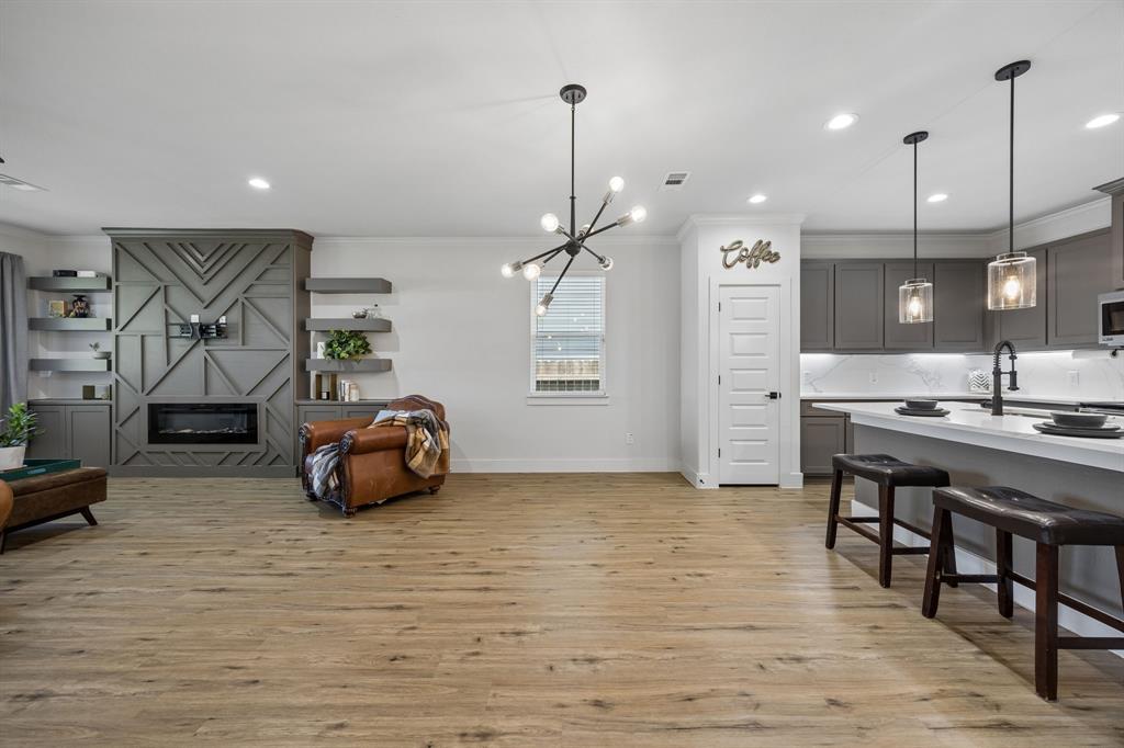 3806 Vandervort Drive