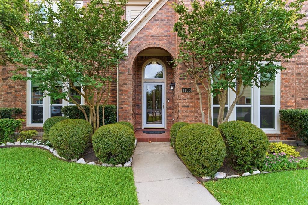 1105 Lakestream Drive