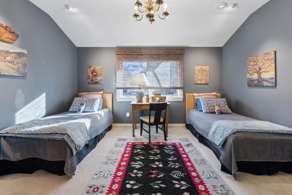 Briarwood Place - Residential