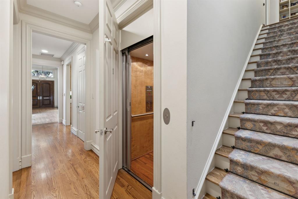 Briarwood Place - Residential