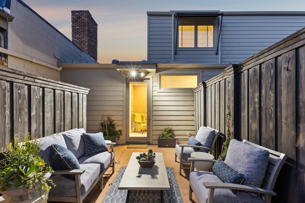 Briarwood Place - Residential