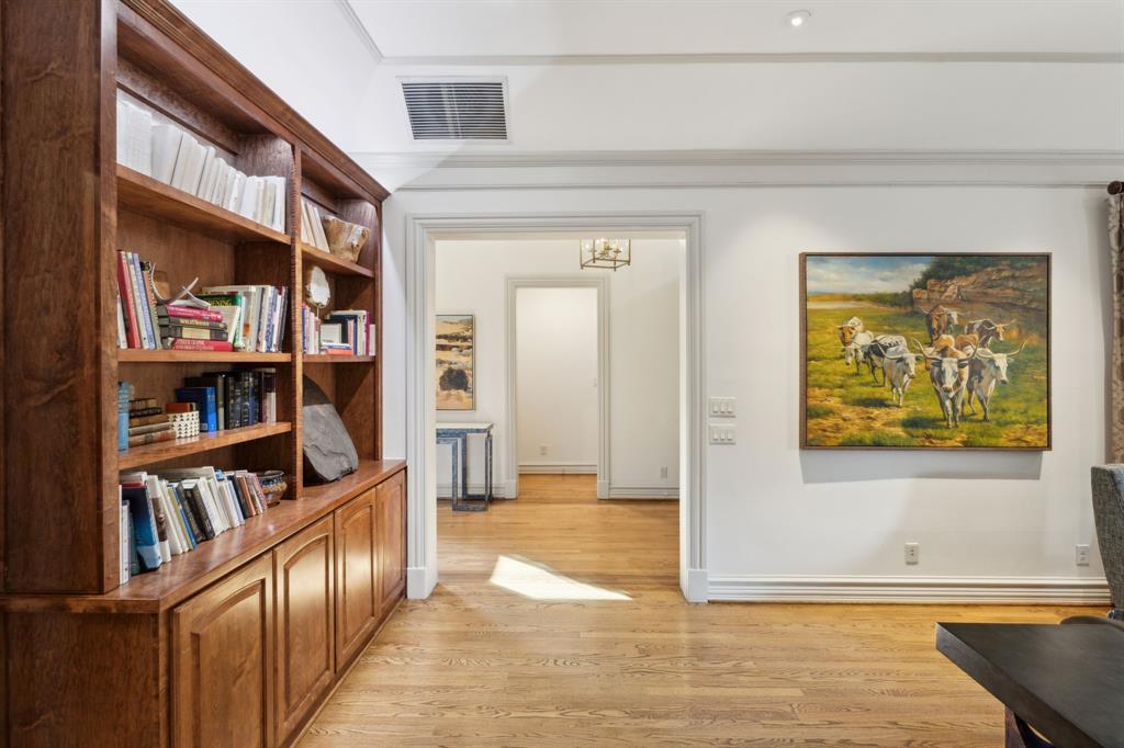 Briarwood Place - Residential