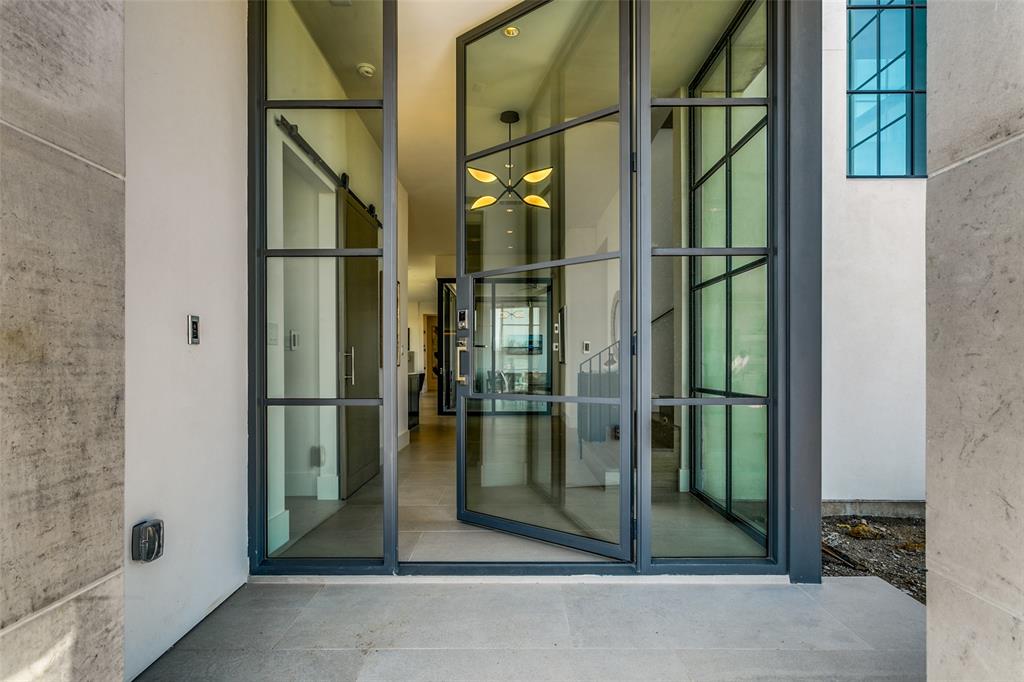 315 Regal Lane