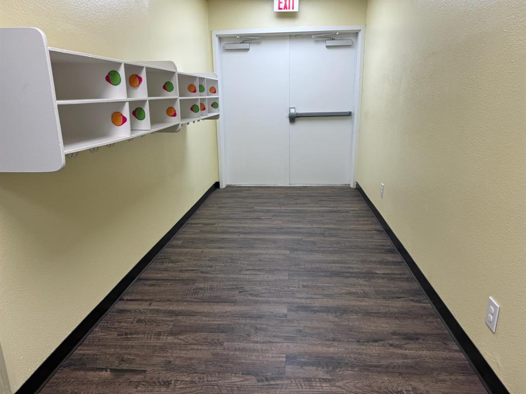 Carrollton Park - Commercial Lease