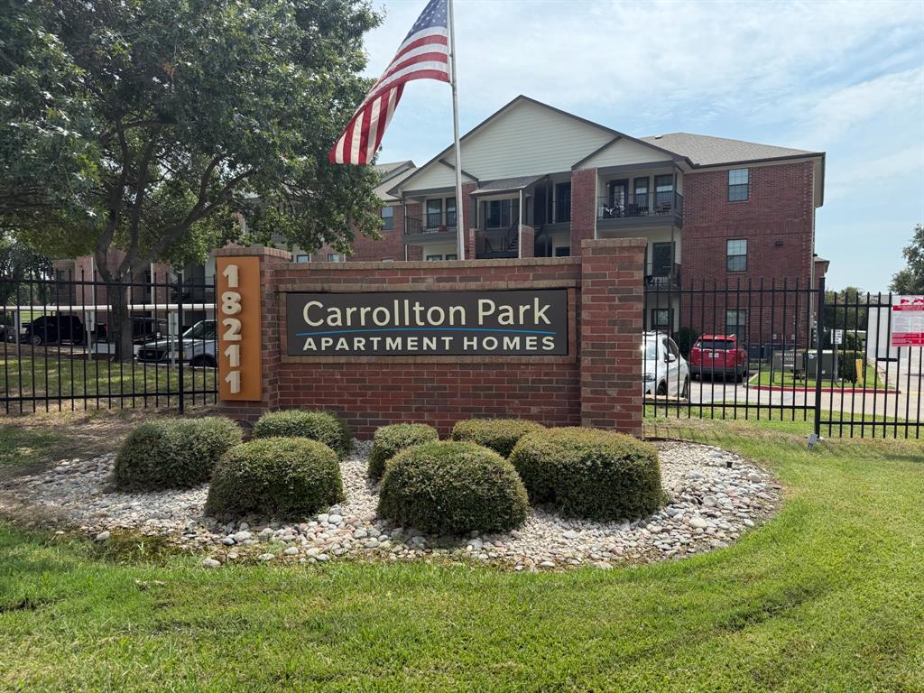 Carrollton Park - Commercial Lease