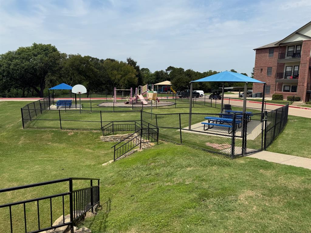 Carrollton Park - Commercial Lease