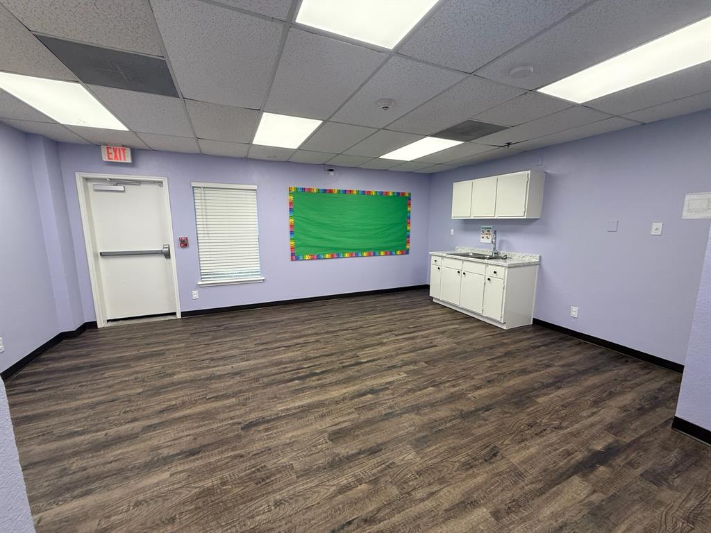 Carrollton Park - Commercial Lease