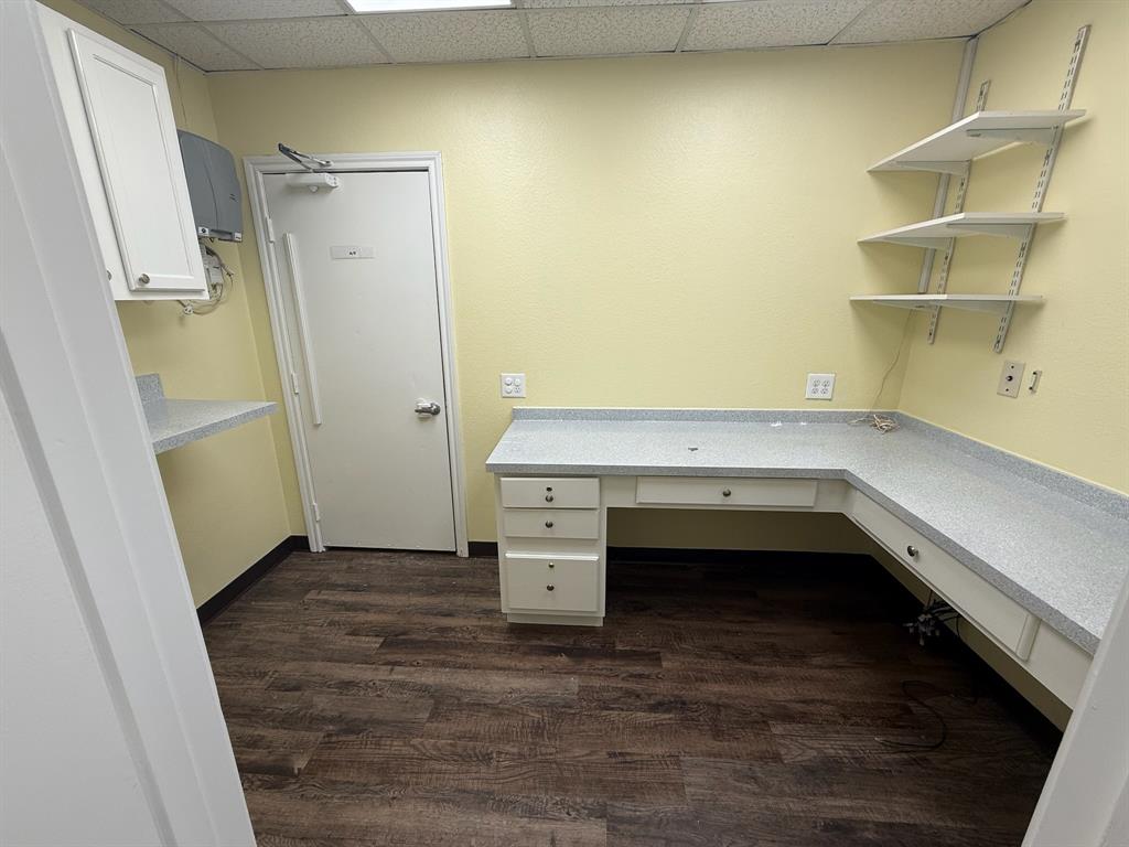 Carrollton Park - Commercial Lease