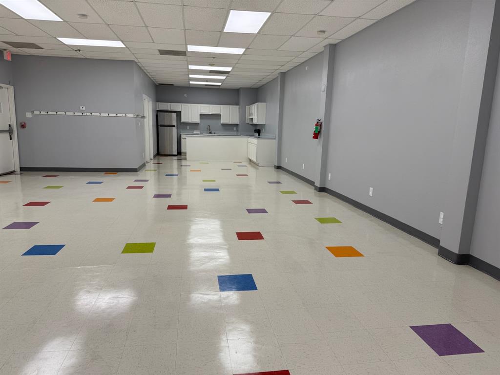 Carrollton Park - Commercial Lease