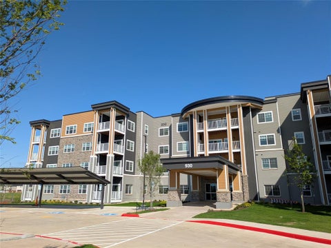 Photo of 930 Stockton Drive #109, Allen, TX 75013 (MLS # 21335116)