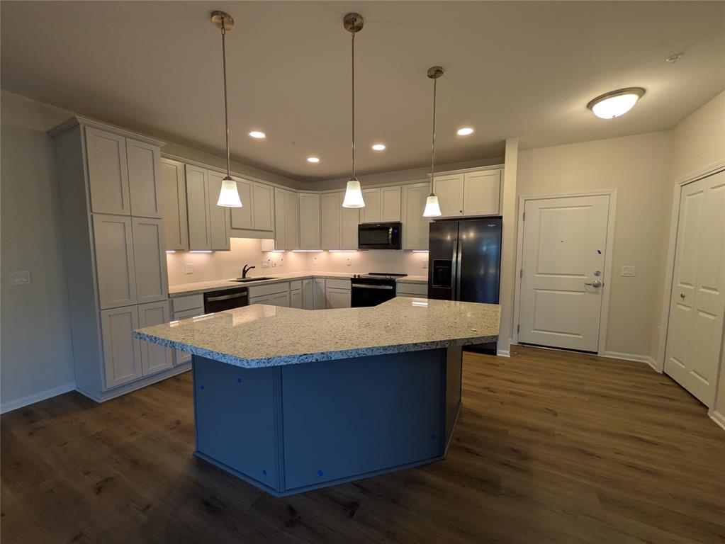 930 Stockton Drive 109