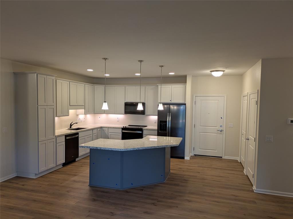 930 Stockton Drive 109