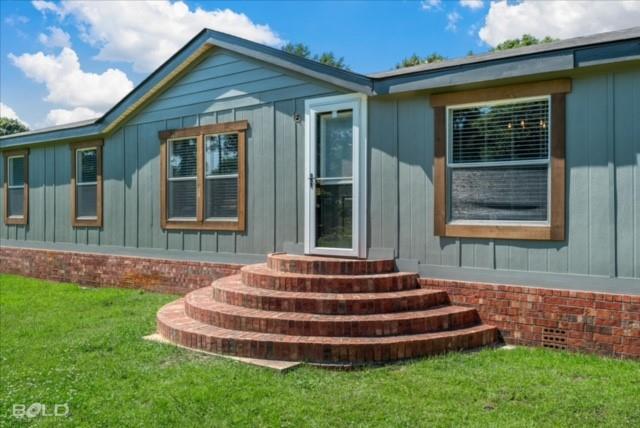 8702 Pinehaven