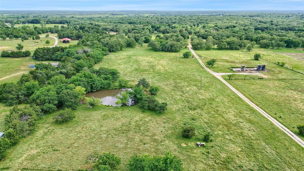 De Los Santos G - Land