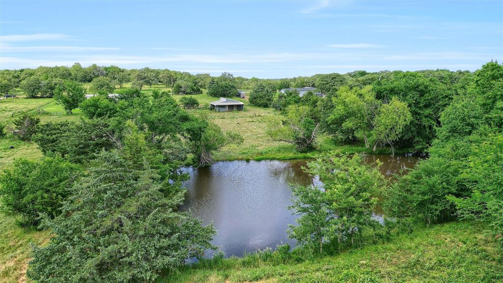 De Los Santos G - Land