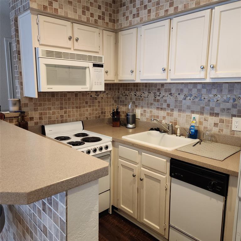 2300 Balsam Drive G306