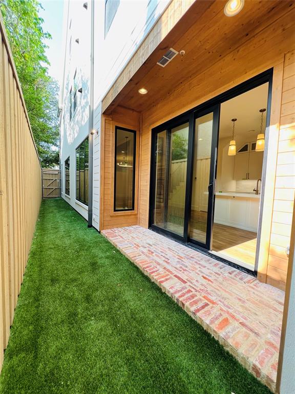 Highland Park High School - Residential