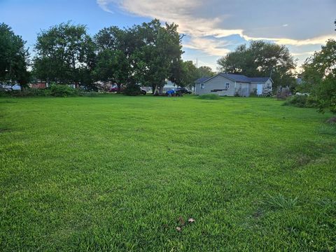 North Avenue S Avenue Freeport TX 77541