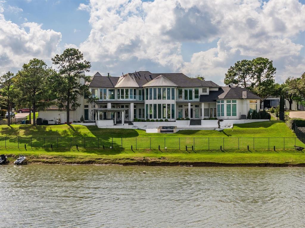 656 Timbercrest Circle