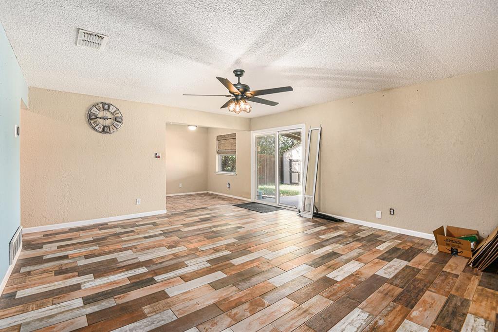 6245 Stardust Drive S