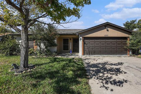 6245 Stardust Drive S Watauga TX 76148