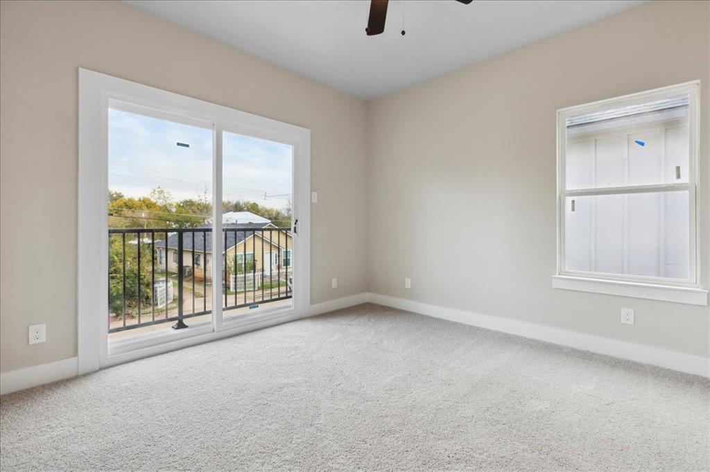 Lincoln Manor - Residential