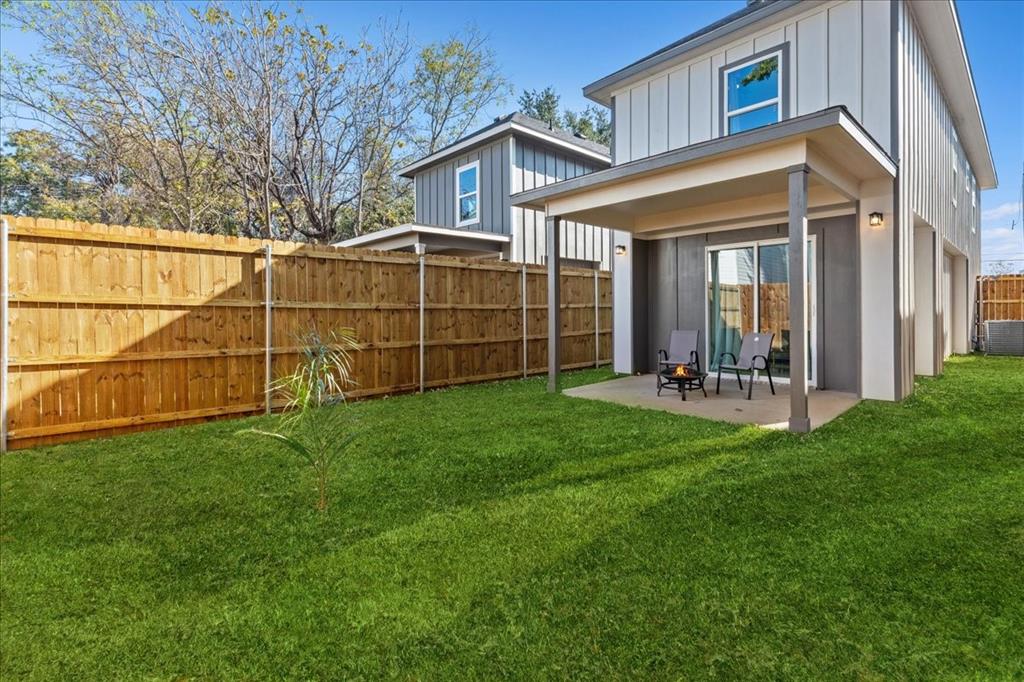 Lincoln Manor - Residential