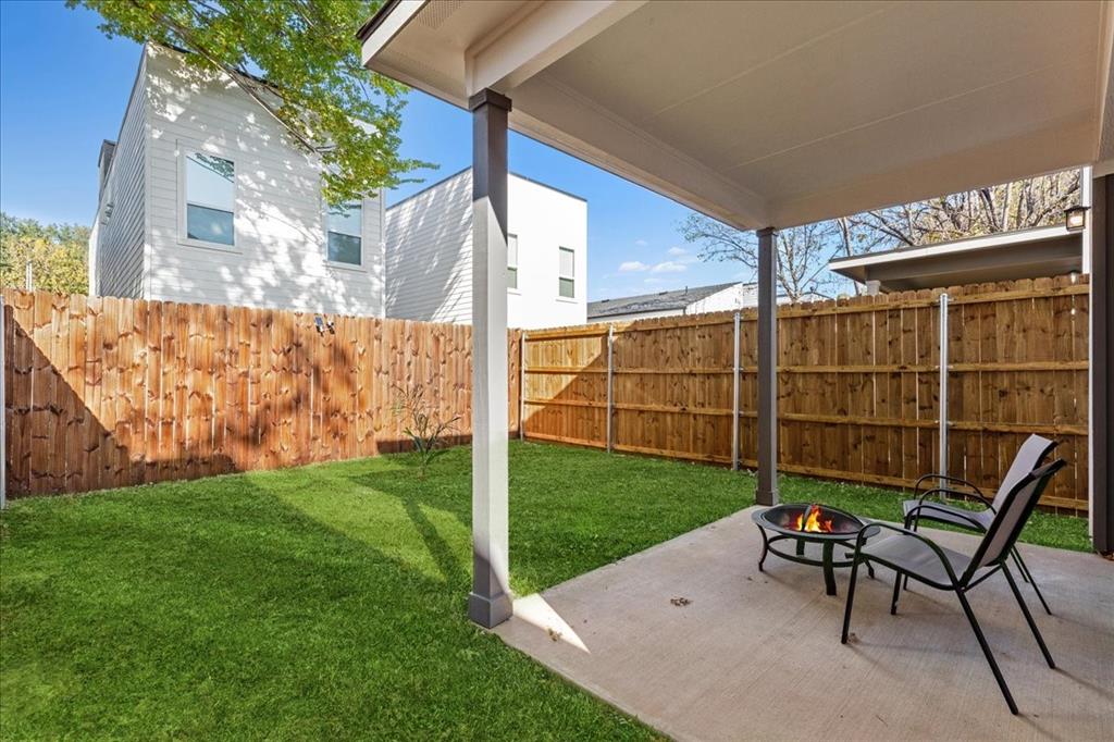 Lincoln Manor - Residential