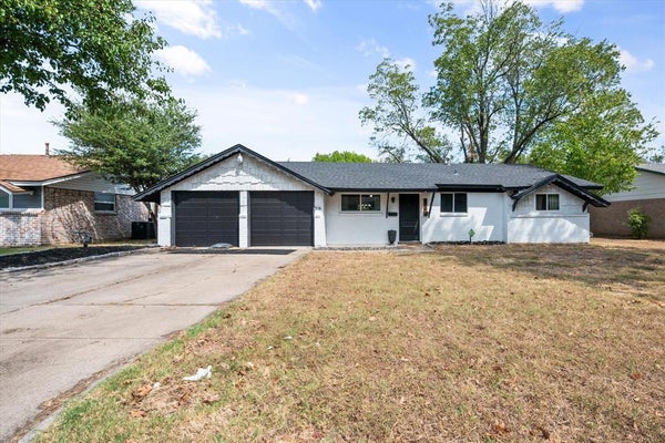 316 NW WINTERCREST RD, BURLESON, TX 76028 - Image a5664c09c0d116dfaf26bf2d4f5d1da4/50678929