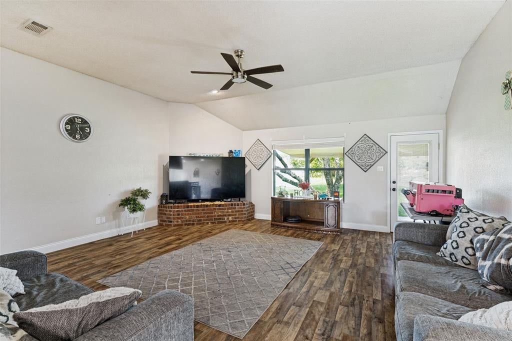 8525 County Road 528