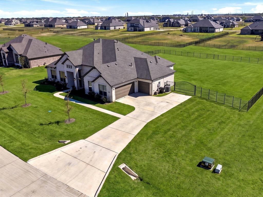 6612 Woodley Court