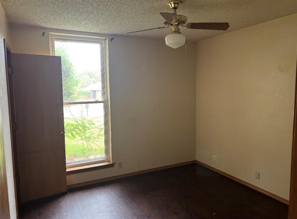 1500 Hyde Park Boulevard