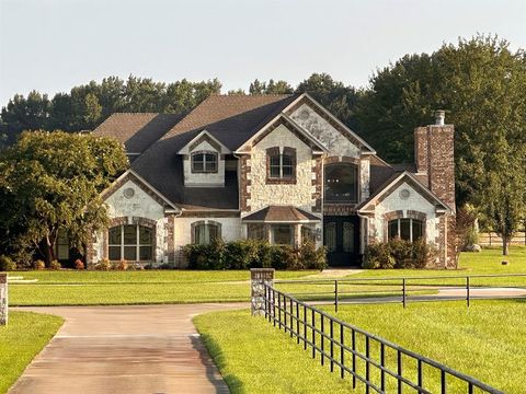 2320 W Hwy 11 Pittsburg TX 75686