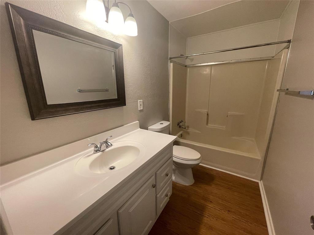 Eastwood Village - Residential Income