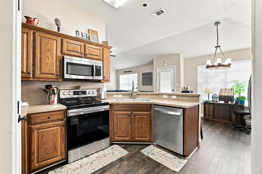 3411 Dana Lane
