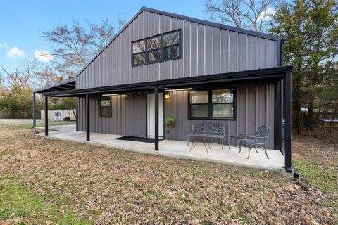 5019 N STATE HWY 78 Bonham TX 75418