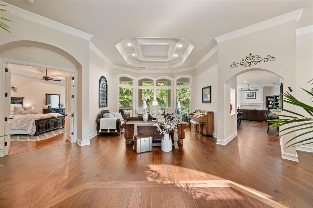 607 Timber Lake Circle