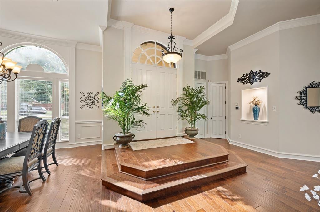607 Timber Lake Circle