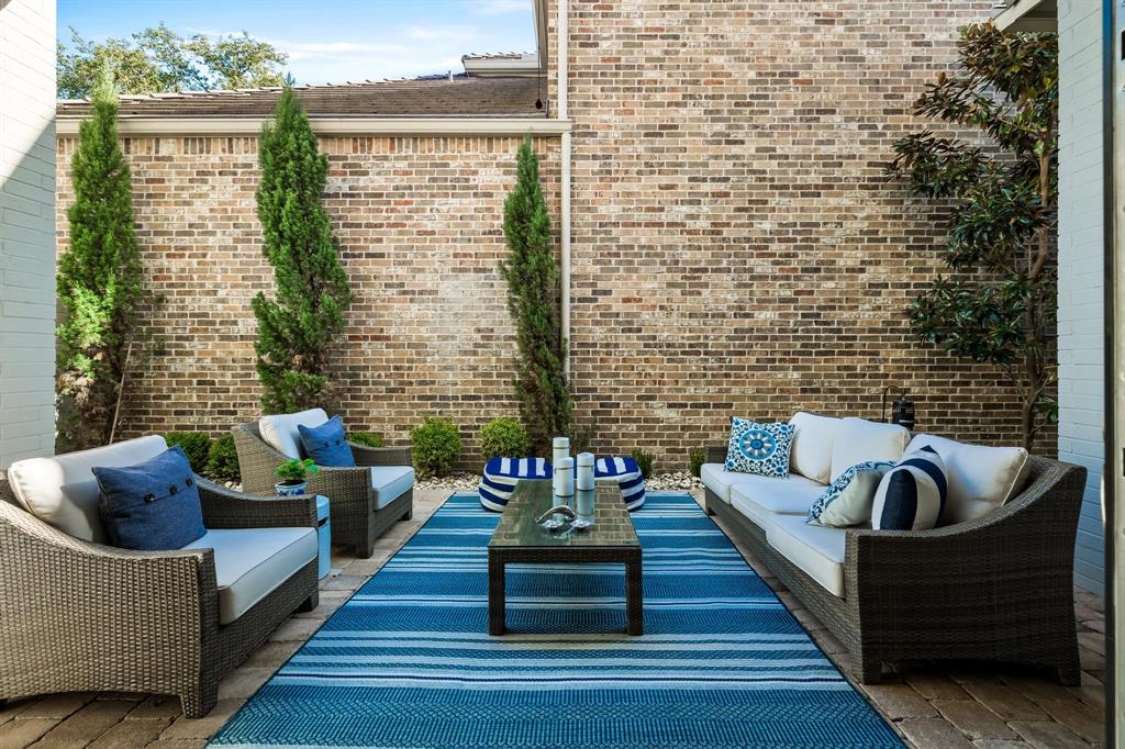 Courtyards Normandy South - Residential