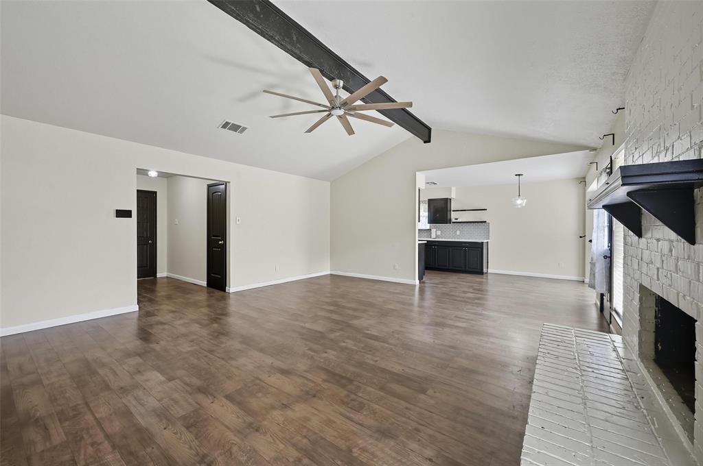 2733 Southpark Lane