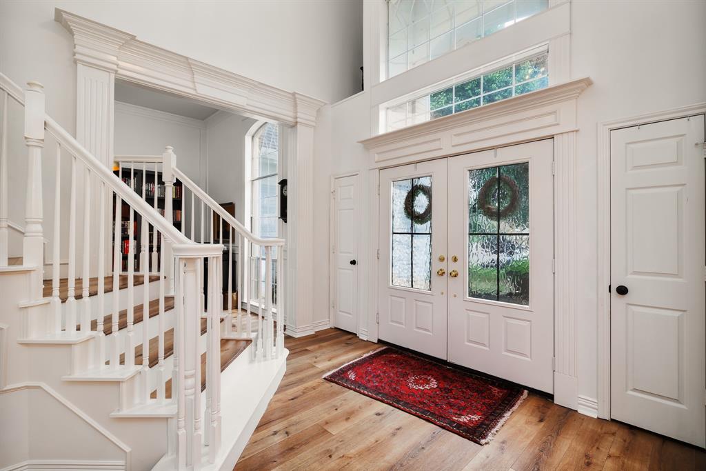 3115 Woodland Heights Circle