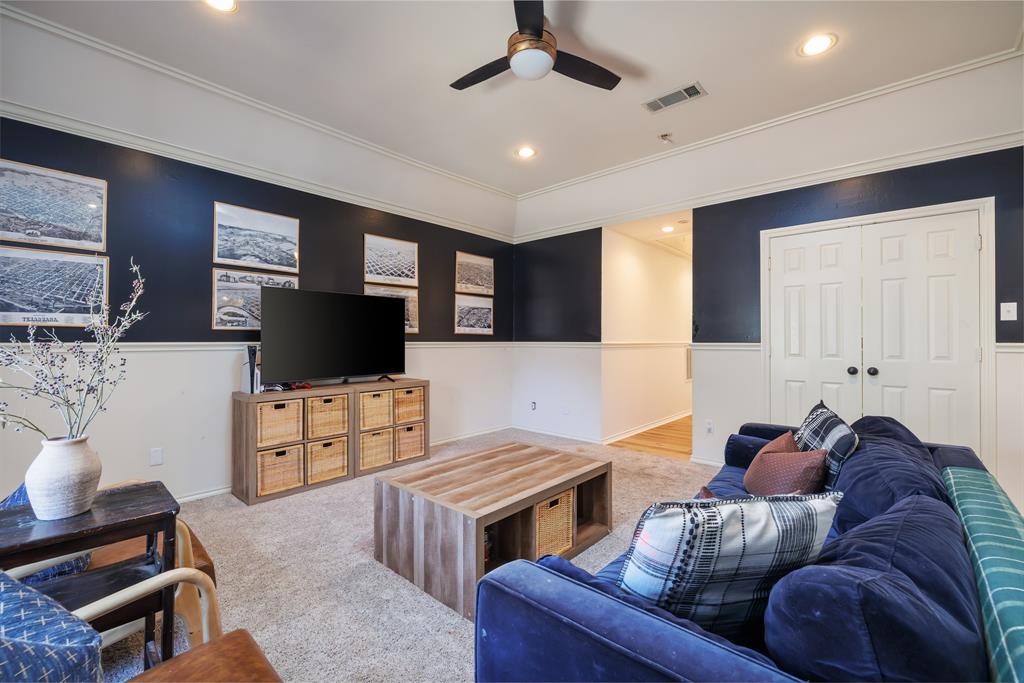 Woodland Hills Colleyville - Residential