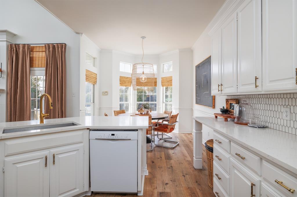 Woodland Hills Colleyville - Residential