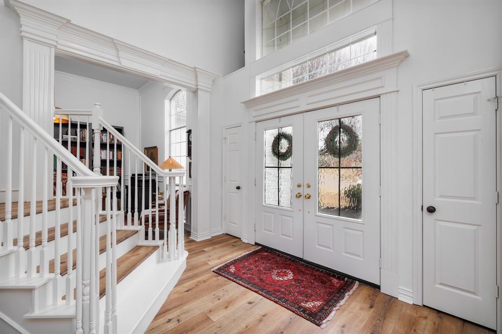 3115 Woodland Heights Circle