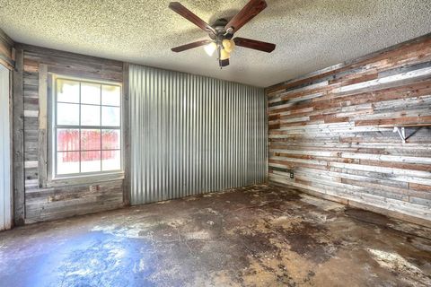 Tiny photo for 736 Thedford Road, Seagoville, TX 75159 (MLS # 21202035)