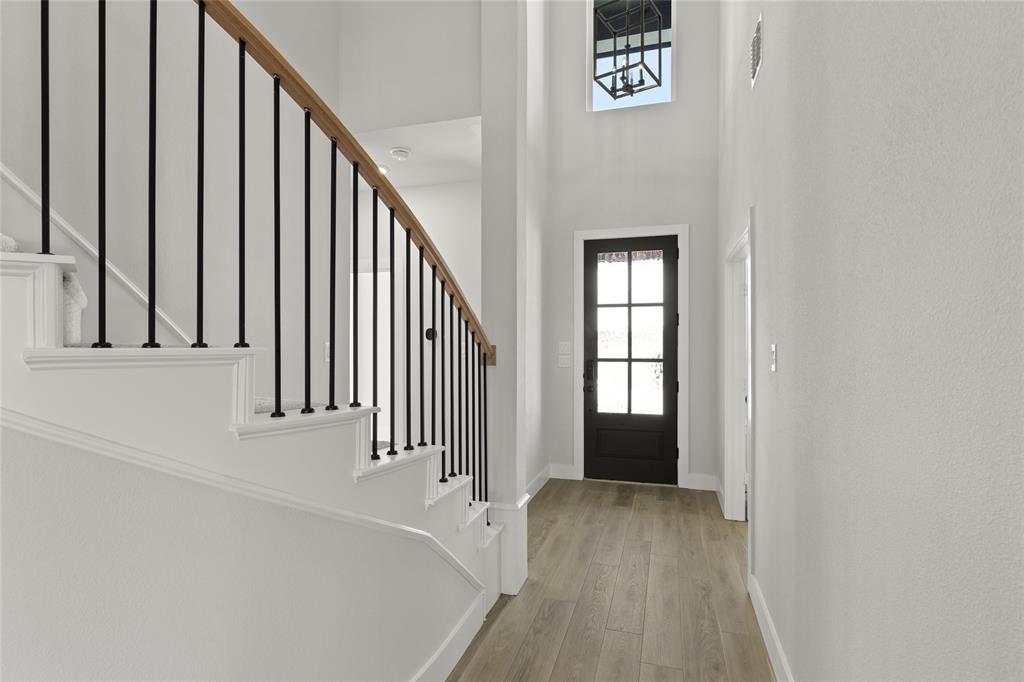 12810 Meadow Glen Trail