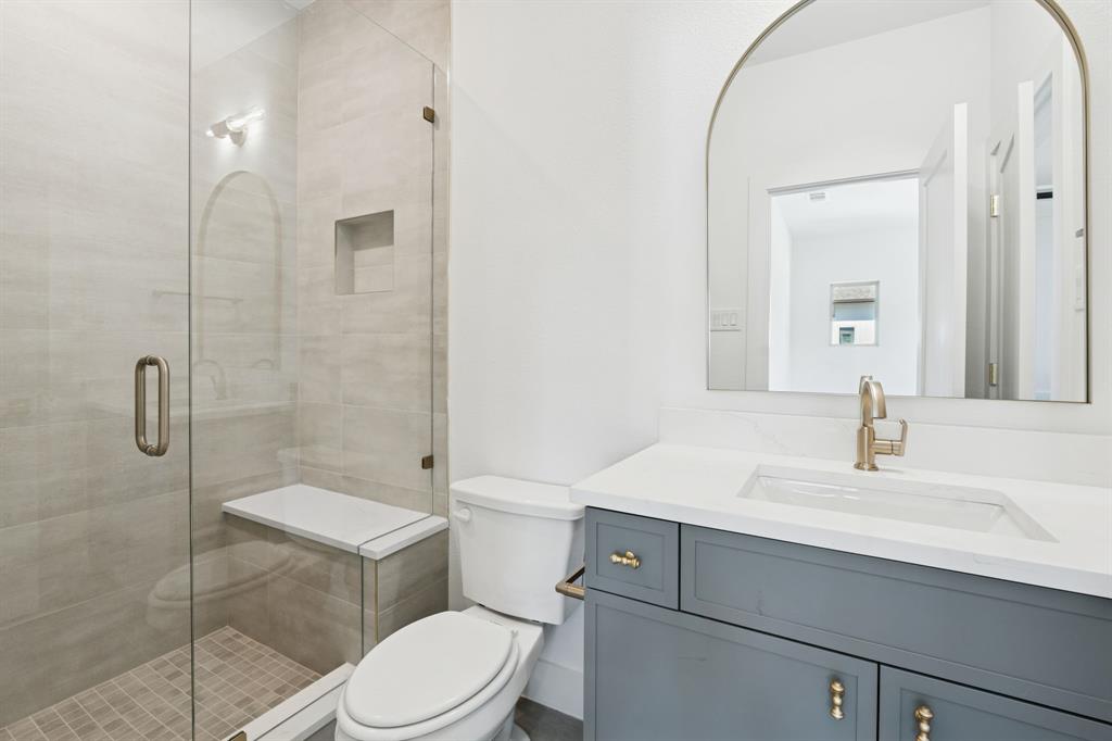 Lewisville Water's Edge II Condominium - Residential