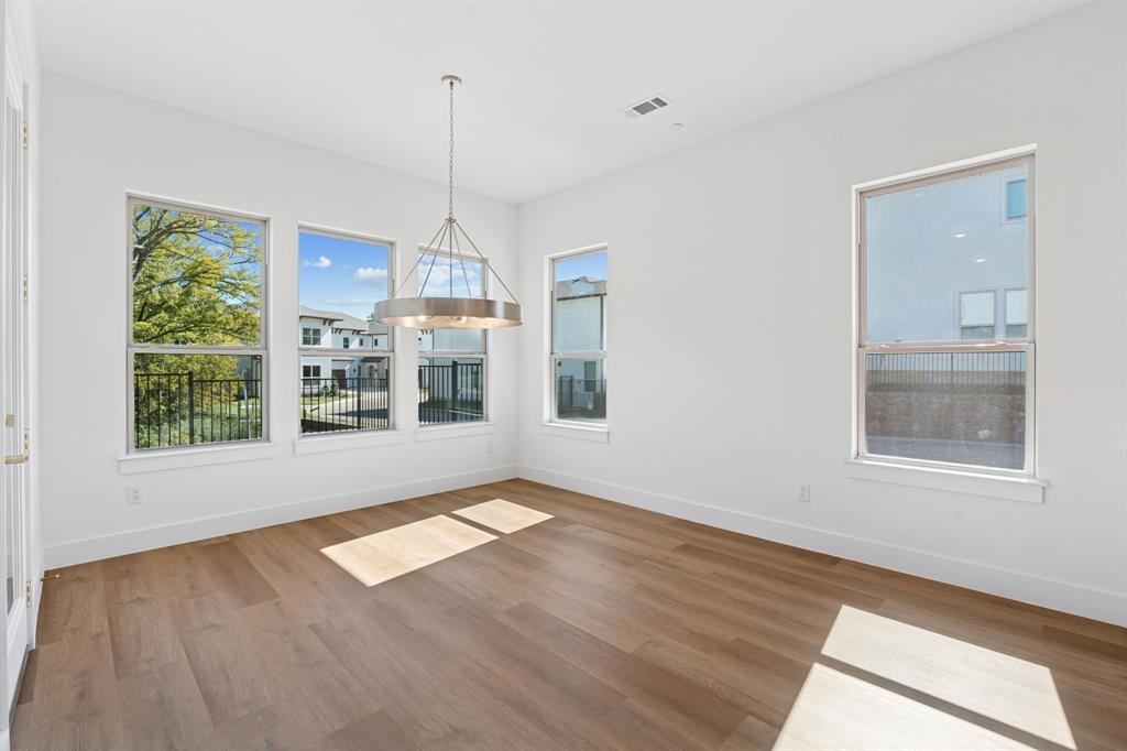 Lewisville Water's Edge II Condominium - Residential