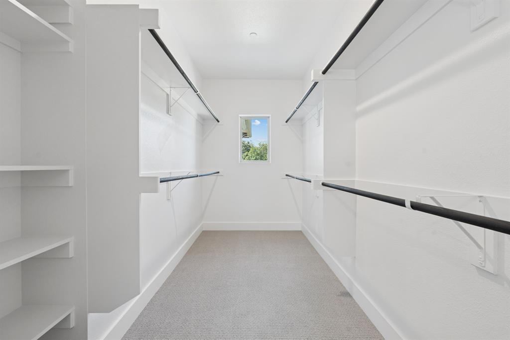 Lewisville Water's Edge II Condominium - Residential